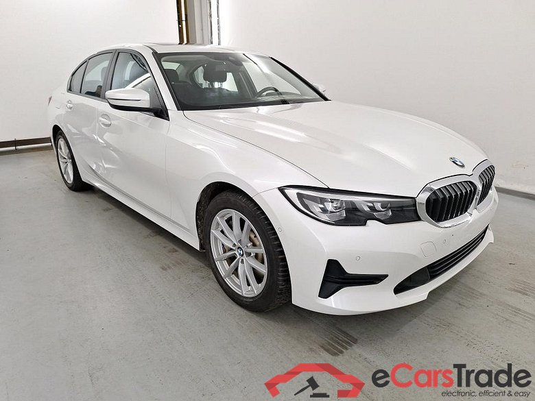 BMW 3 - 2019 330eA PHEV #2