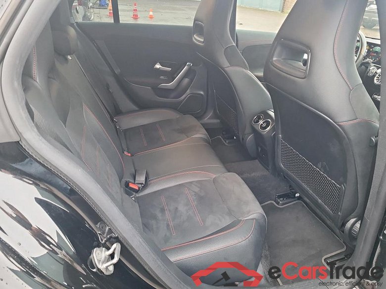 MERCEDES-BENZ CLA - Klasse 2.0 CLA 180 D BUSINESS SOLUTION #6