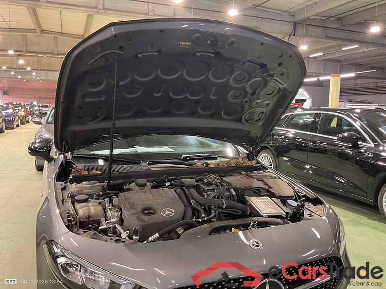 MERCEDES-BENZ CLASS A SEDAN (V177) A 250 e PHEV Business Solution #6