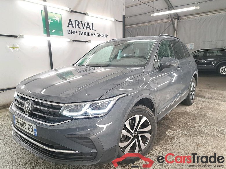 VOLKSWAGEN Tiguan / 2020 / 5P / SUV 1.5 TSI 130 BMV6 Active(SP) #1
