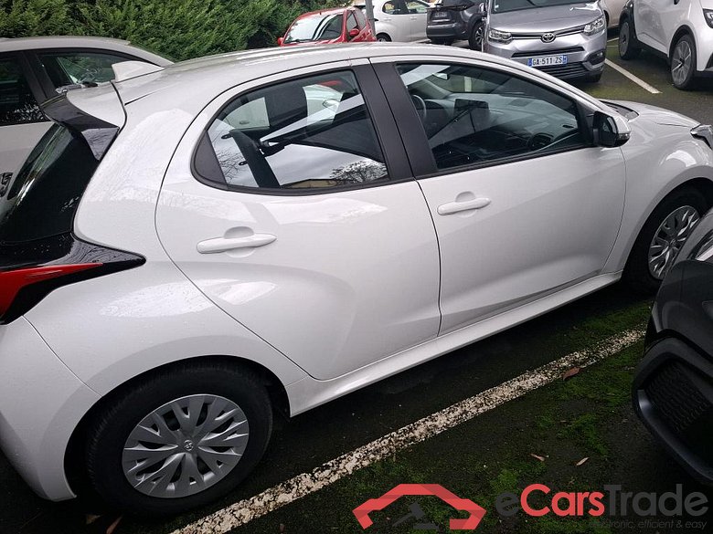 TOYOTA Yaris Hybride / 2019 / 5P / Berline Hybride 116h Dynamic Business Beyond Zer #4