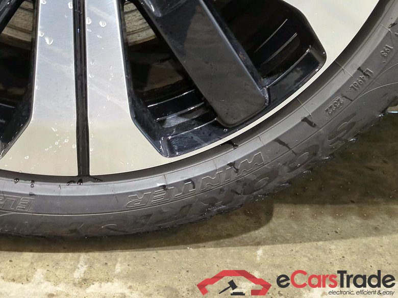 C40 Ultimate Recharge Pure Electric 2WD 69kWh #6