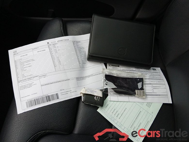 VOLVO XC60 / 2017 / 5P / todoterreno 2.0 B4 D4 AWD Inscription Auto #5