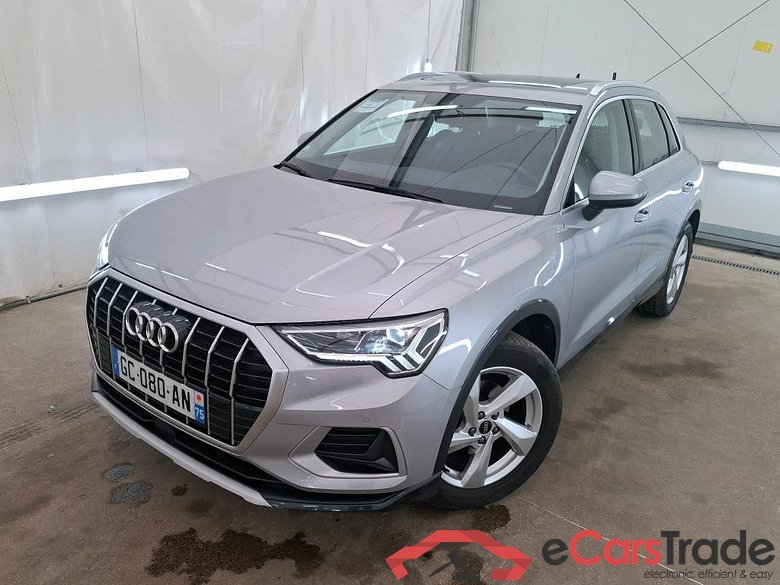 AUDI Q3 / 2018 / 5P / SUV 35 TFSI 150 MHEV S TRONIC DESIGN LUXE #1