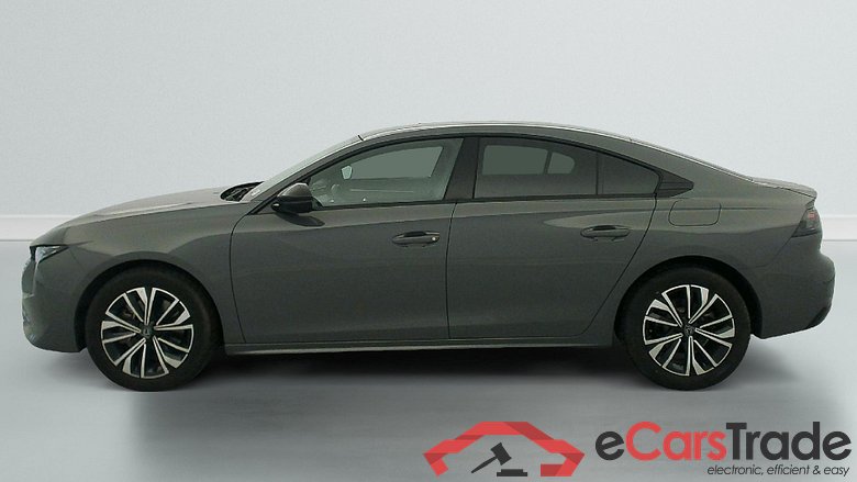 Peugeot 508 Hybrid 225 e-EAT8 Allure #4