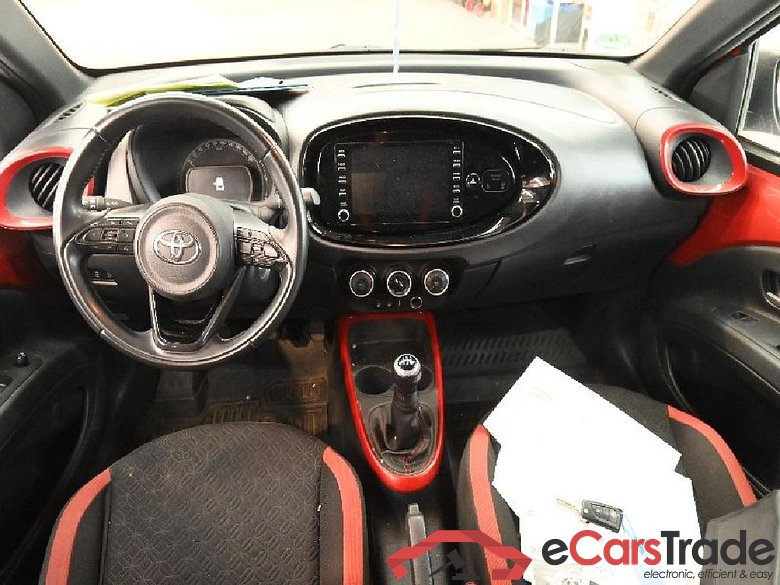 Aygo X Pulse 1.0 53KW MT5 E6d #3