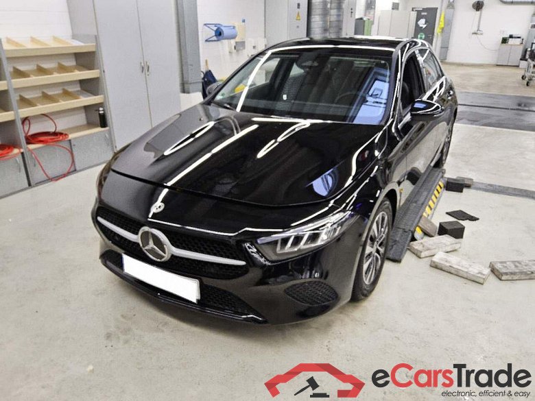 Mercedes-Benz A (BM 177)(03.2018->) DE - LimS5 A 180 EU6e, (EURO 6e), (Facelift) 2024 - 2026 #1