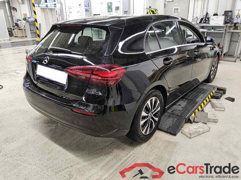 Mercedes-Benz A (BM 177)(03.2018->) DE - LimS5 A 180 EU6e, (EURO 6e), (Facelift) 2024 - 2026 #3