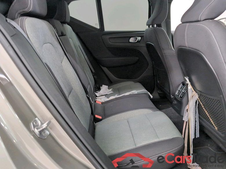 VOLVO XC40 1.5 T5 PHEV Recharge Pro DCT #6