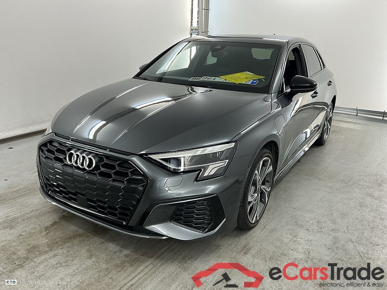 AUDI A3 SPORTBACK 1.4 45 TFSI E S TR. COMPETITION SPORTB. #1