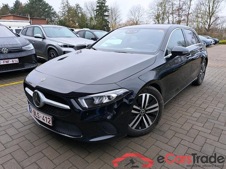 MERCEDES - MER A 180 d 116PK 8G-DCT Business Solution Luxury & Pack Driving Assistance Plus