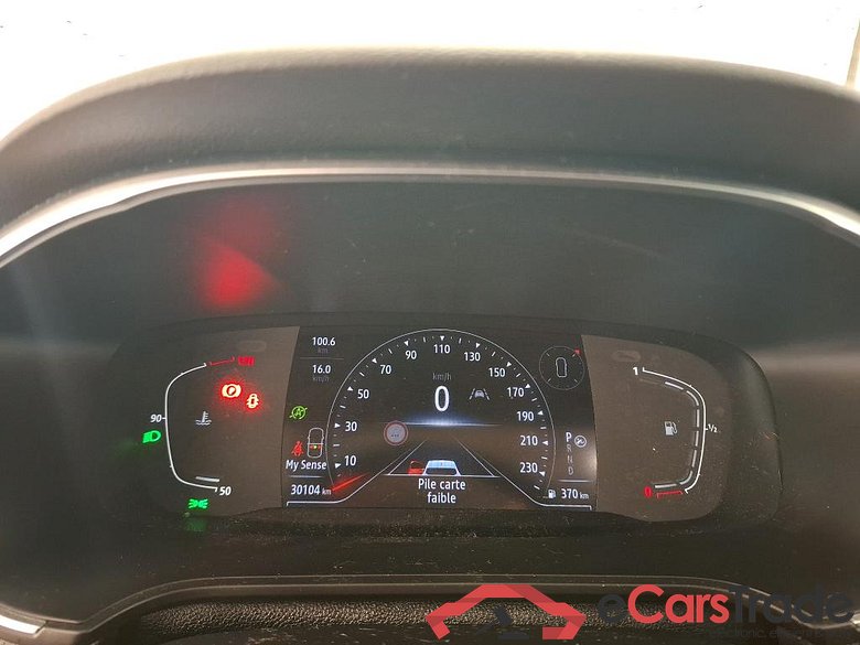 RENAULT Mégane Berline / 2020 / 5P / Berline techno TCe 140 EDC #6