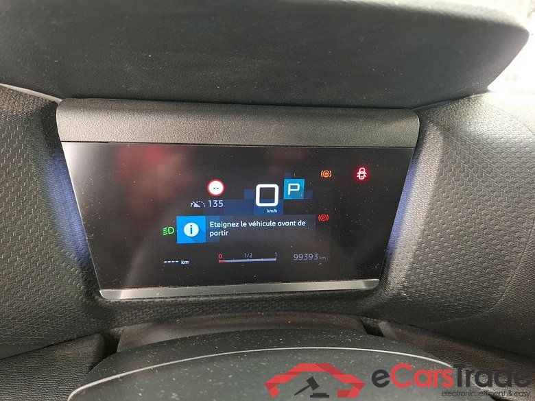 CITROEN C4 X / 2022 / 4P / Berline PureTech 130 S&S EAT8 Feel Pack #6