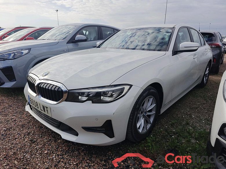 BMW Serie 3 / 2018 / 4P / sedán 318d Auto. #1