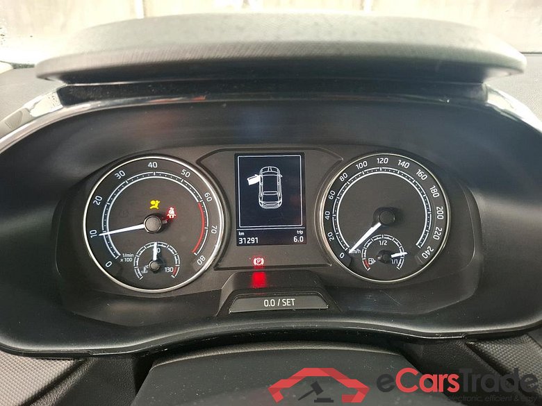 Fabia Ambition 1.0 MPI 80CV BVM5 E6d #6