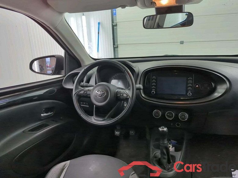 TOYOTA Aygo X 1.0 VVT-i MT Play #3