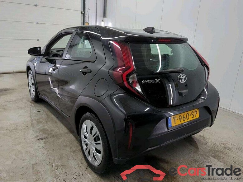 TOYOTA Aygo X 1.0 VVT-i MT Play #6