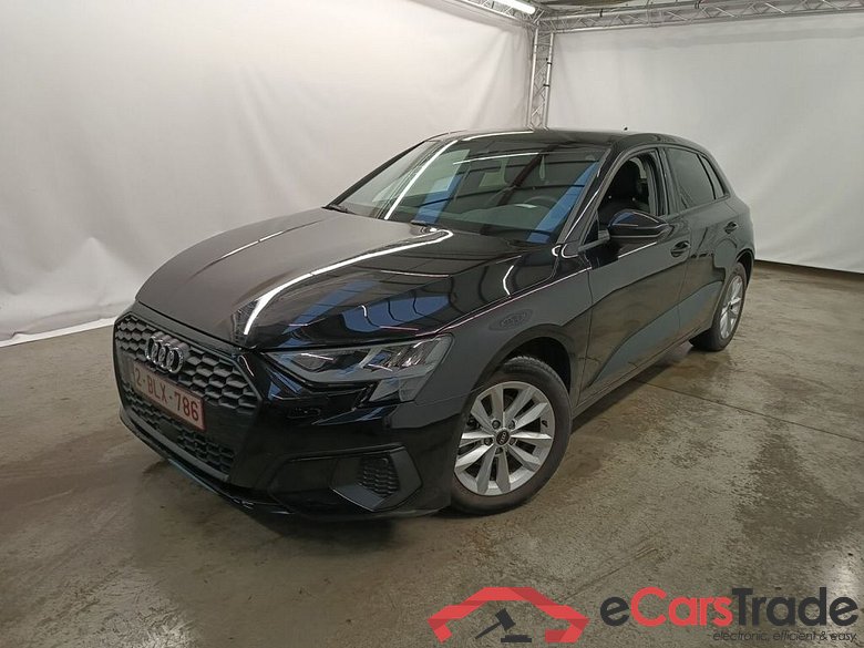 Audi A3 Sportback 1.0 30 TFSi 81kW S tronic Business Edit. 5d