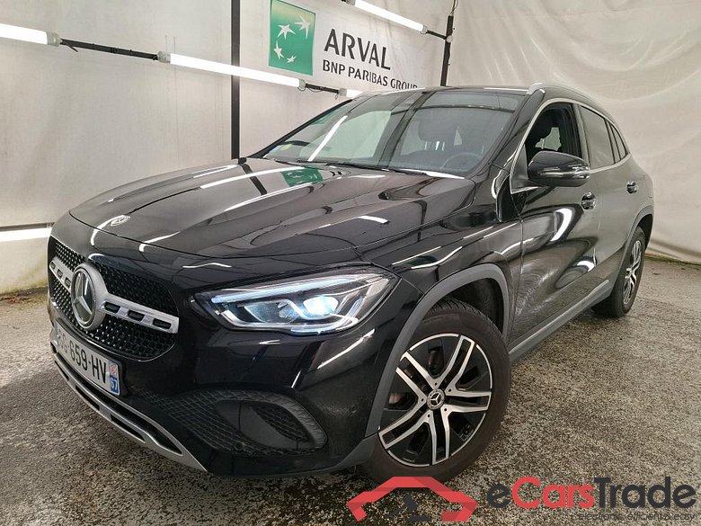 MERCEDES-BENZ GLA / 2020 / 5P / SUV 2.0 GLA 200 D BUSINESS LINE DCT