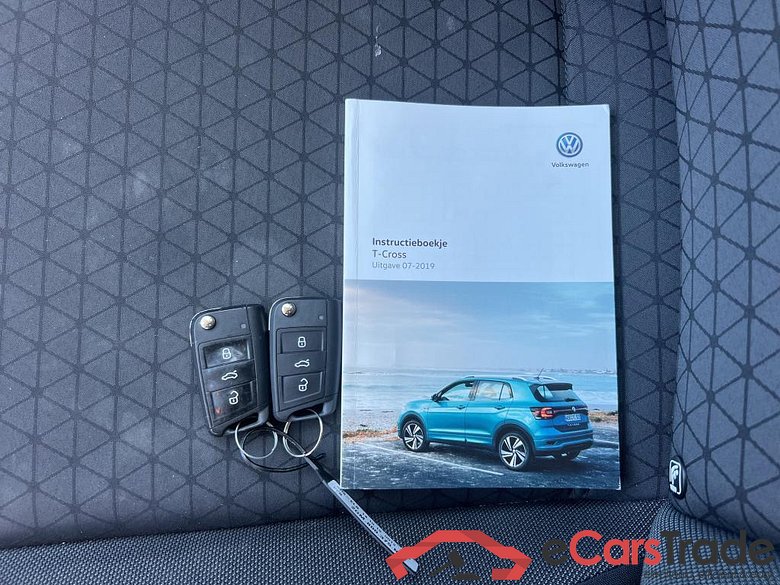 VOLKSWAGEN T-Cross 70 kW #6