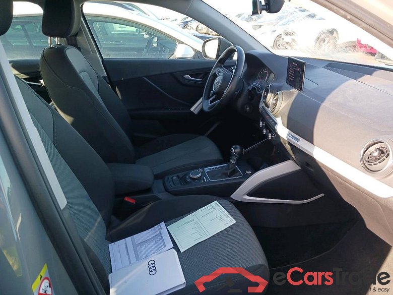 AUDI Q2 / 2016 / 5P / todoterreno Design 35 TFSI 110kW (150CV) S tronic #6
