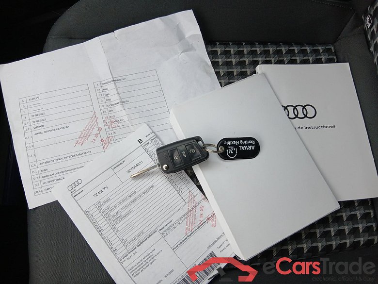 AUDI A1 / 2018 / 5P / berlina con portón Sportback Adrenalin 30 TFSI 81kW S tron(SP) #5