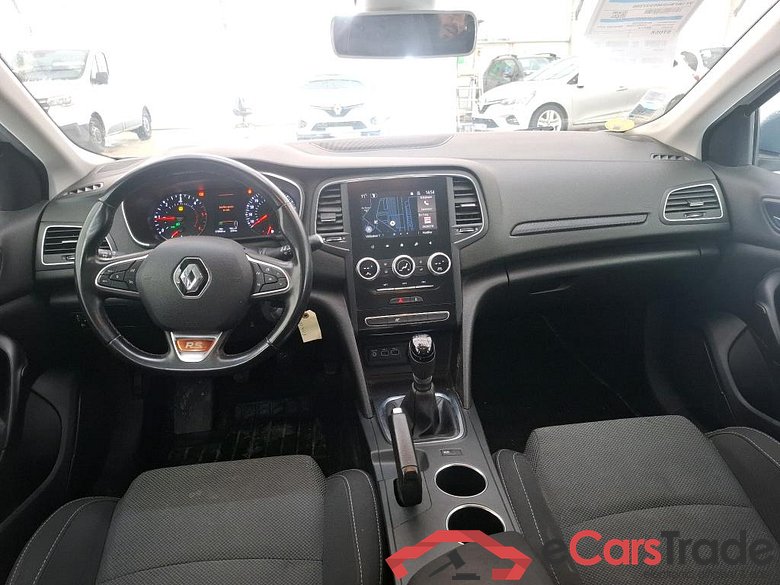 Megane IV Berline 5pt. Société Air Nav 1.5 dCi 90CV BVM6 E6 #5