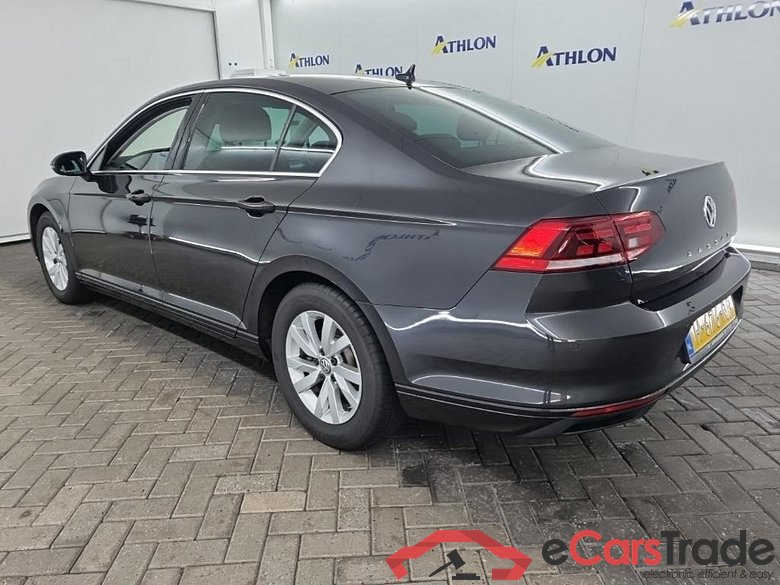 VOLKSWAGEN PASSAT 1.5 TSI 7-DSG Comfort Business 4D 110kW #4