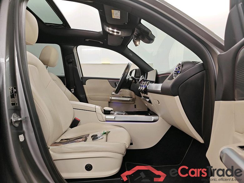 Mercedes-Benz GLB 180 DCT Business Solution Luxury 5d + Pano #3