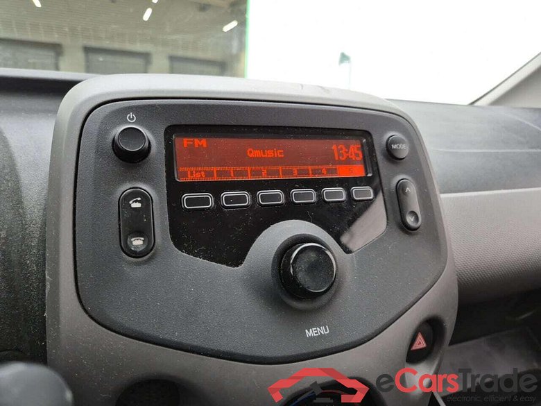 PEUGEOT 108 1.0 e-VTi Active #6