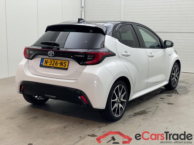 TOYOTA Yaris 1.5 Hybrid Launch Edition #4