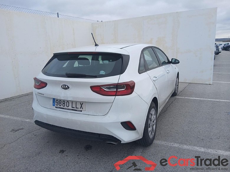 KIA Ceed / 2018 / 5P / berlina con portón 1.0 T-GDi 88kW (120CV) Concept #2