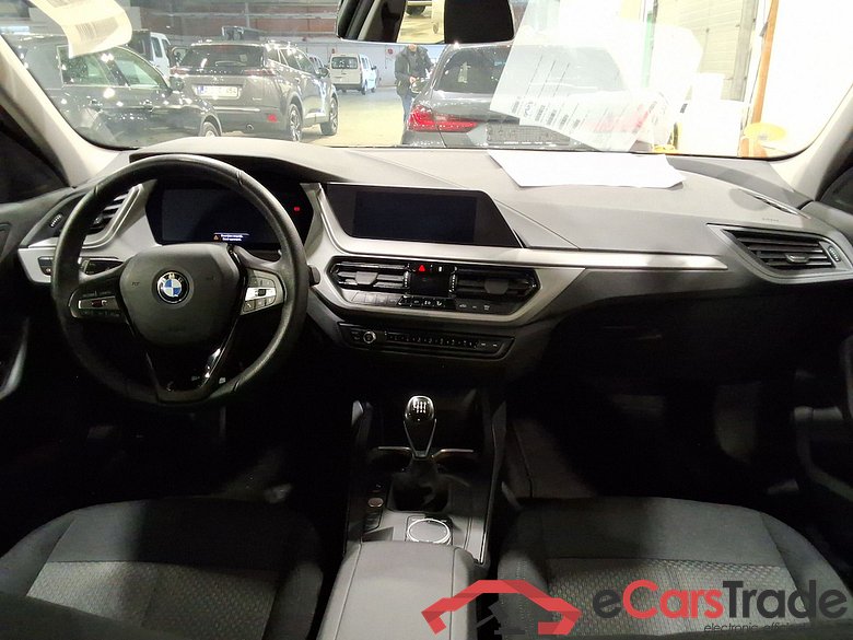 BMW 1 SERIES HATCH 1.5 116D (85KW) #6