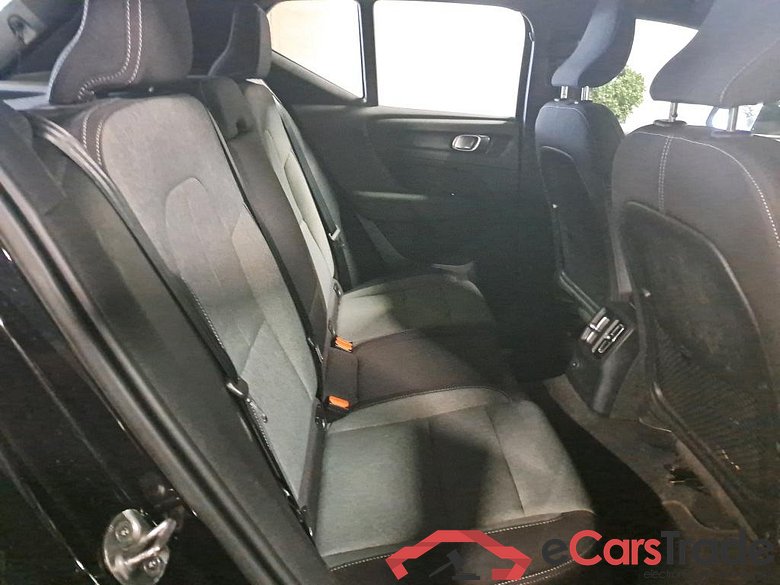 VOLVO XC40 1.5 T4 PHEV PLUS BRIGHT DESIGN DCT #6