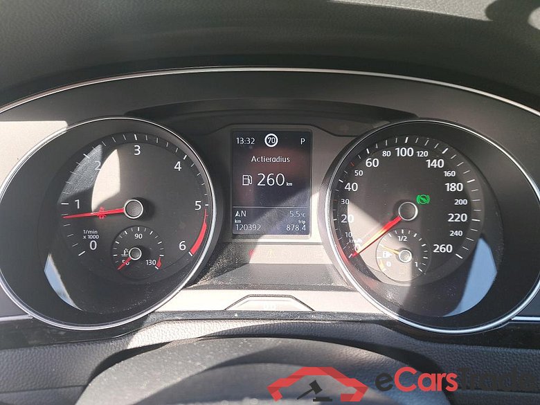 VOLKSWAGEN - VW  PASSAT VARIANT TDI 120PK DSG7 Style Business & Electric Foldable Trailer Hook #5