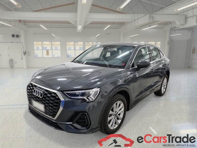 AUDI Q3 SPORTBACK / 2019 / 5P / SUV 45 TFSI E S TRONIC BUSINESS PLUS