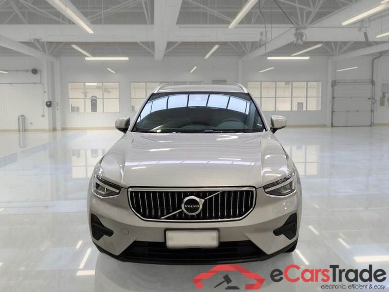 VOLVO XC40 / 2021 / 5P / SUV T4 RECHARGE PLUG-IN AUTO CORE #6