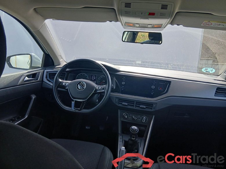 VOLKSWAGEN Polo / 2017 / 5P / berlina con portón Advance 1.0 TSI 70kW (95CV) #3