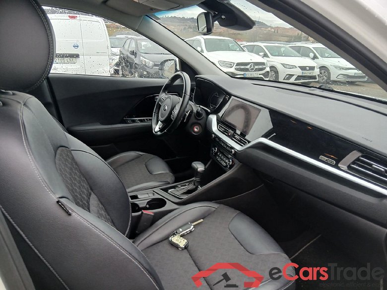 KIA Niro / 2019 / 5P / crossover 1.6 GDi HEV 104kW (141CV) Drive #6