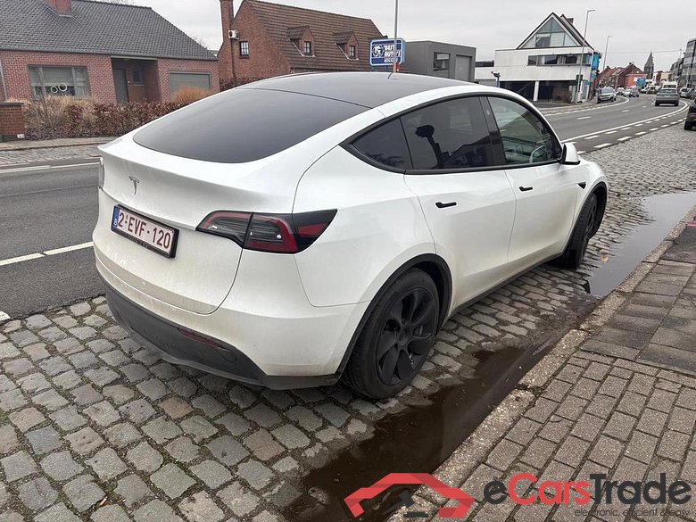 TESLA Model Y Model Y 72.5 kWh Dual Motor Performance (377 kW) #3