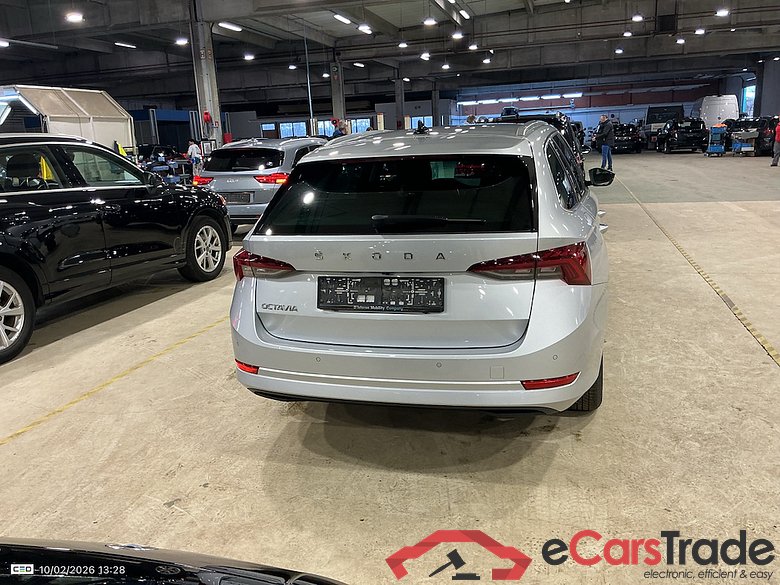 SKODA Octavia 2.0 CRTDI 85KW DSG7 CLEVER #5