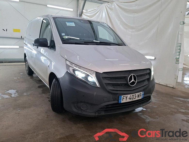 MERCEDES-BENZ Vito Compact / 2020 / 4P / Fourgon tôlé 114 CDI Compact Pro traction #4