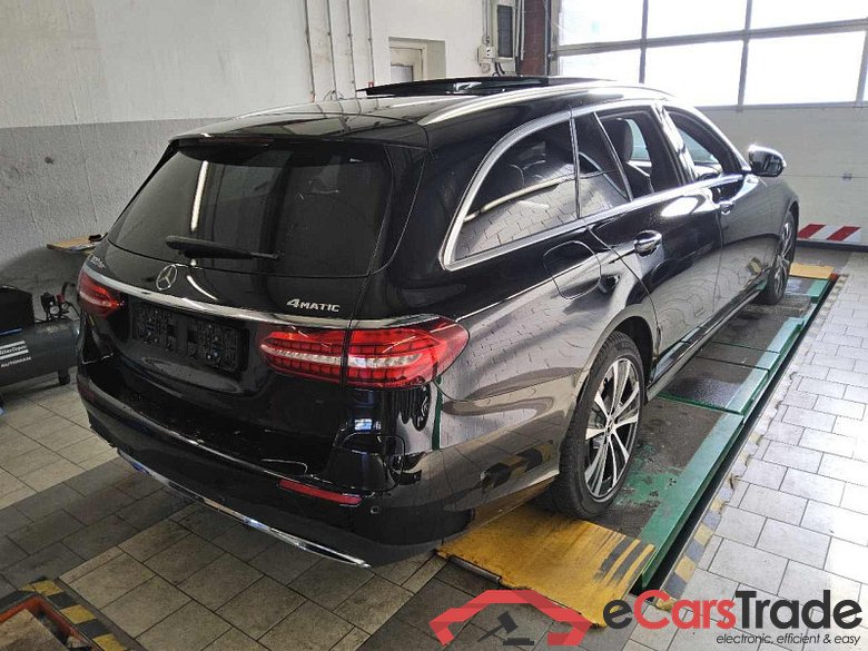 Mercedes-Benz E T-Modell (BM 213)(06.2016->) DE - Kb5 E 300 de EU6d, T de AMG Line 4Matic (EURO 6d), (Facelift) 2020 - 2023 #3