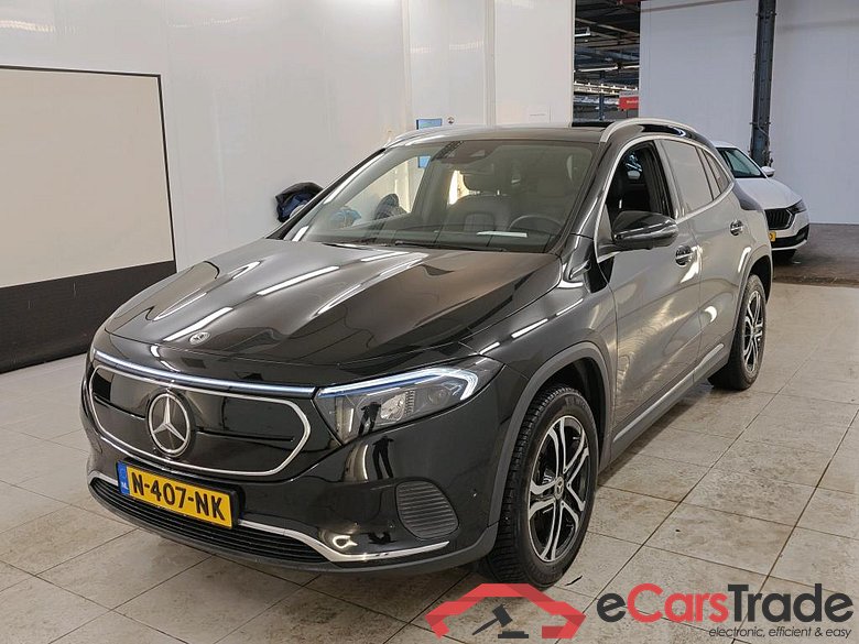 Mercedes-Benz EQA 250 Business Solution Luxury auto 5d #1