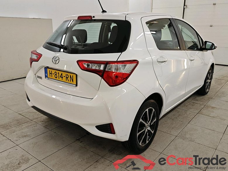 Toyota Yaris 1.0 VVT-i Connect 5d #2