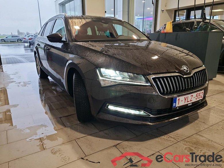 SKODA SUPERB COMBI DIESEL - 2019 1.6 CR TDi Style DSG #2