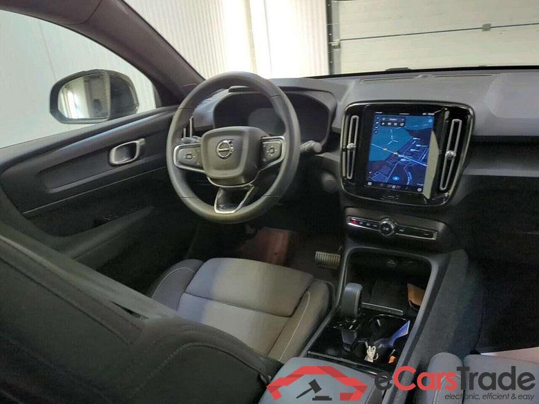 VOLVO C40 Recharge Core 69 kWh #3