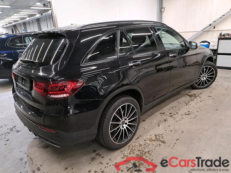 MERCEDES - MER GLC 300 de 306PK 4MATIC DCT Business Solution AMG & Plus Pack & Driver Assistance Plus & Multibeam LED & Burmester Sound  * HYBRID * #2