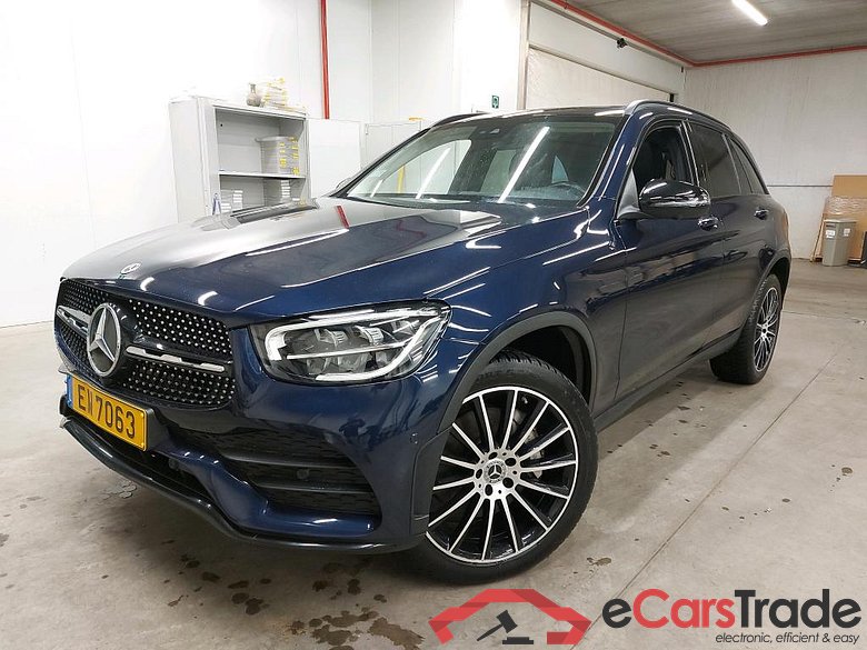 MERCEDES - MER GLC 300 de Business Solution 4MATIC 306PK  Business Solution Plus & AMG *Hybrid*