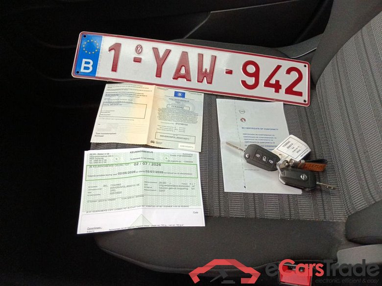 Opel Combo Life 1.2 Turbo Start/Stop Edition L1H1 5d #4